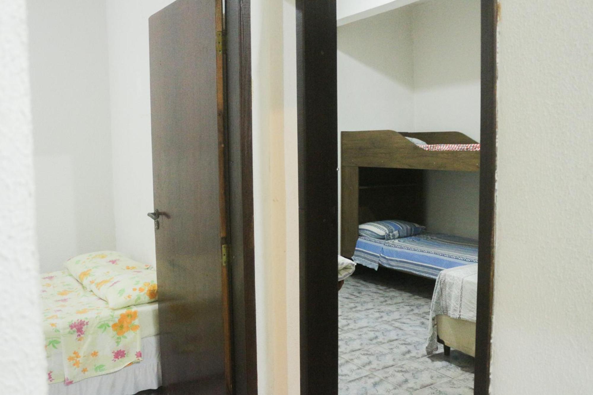 Apartamento Inteiro Central 2 Quartos E Kitnet Inteira 01 Quarto Ponta Grossa  Buitenkant foto