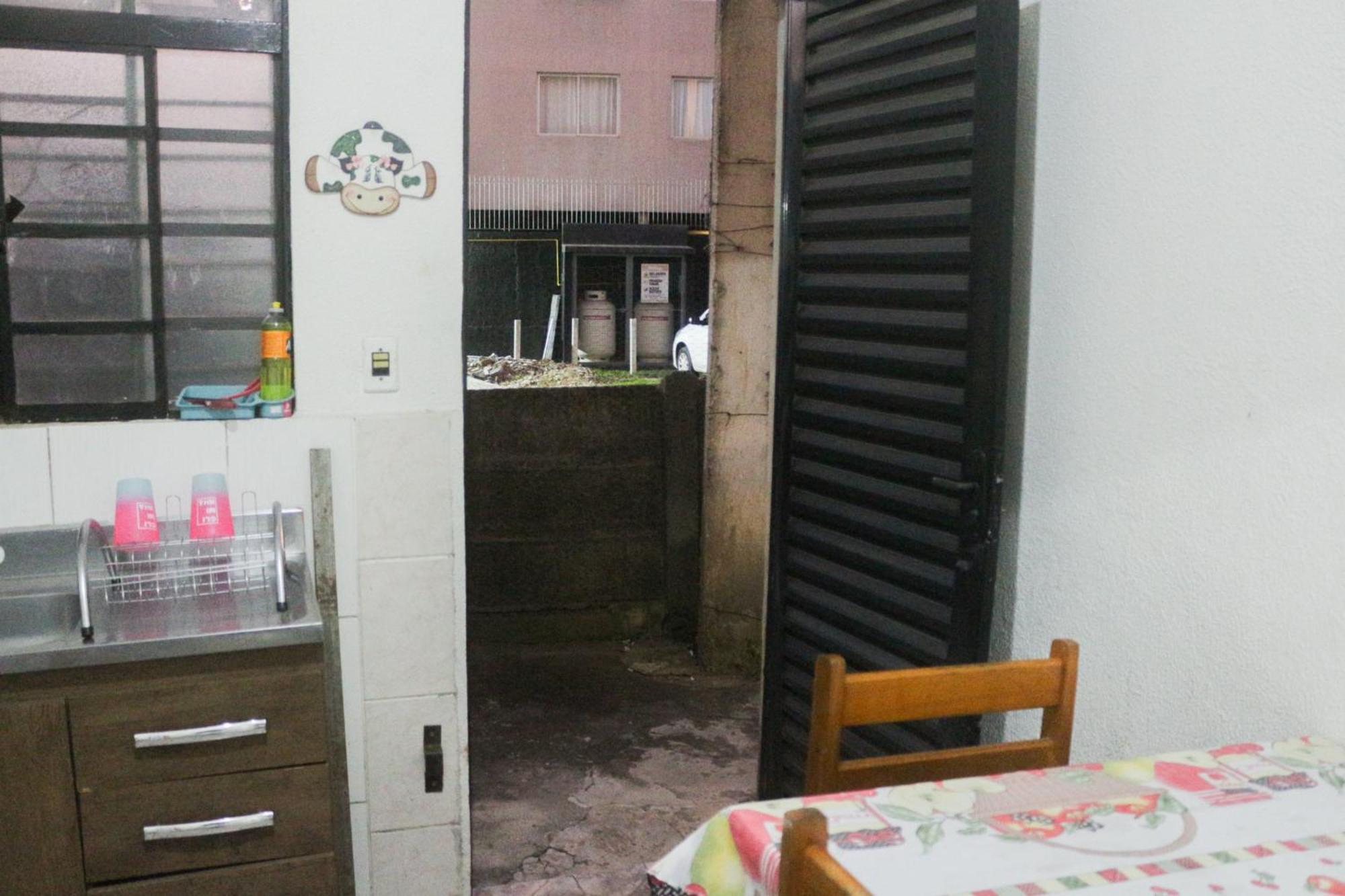 Apartamento Inteiro Central 2 Quartos E Kitnet Inteira 01 Quarto Ponta Grossa  Buitenkant foto